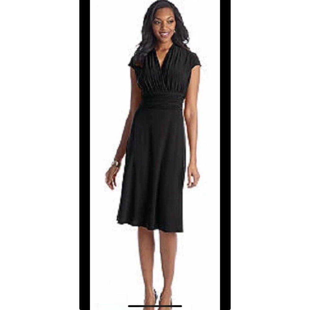 Evan Picone Black Size 14 Knee Length Short Sleeve Dress